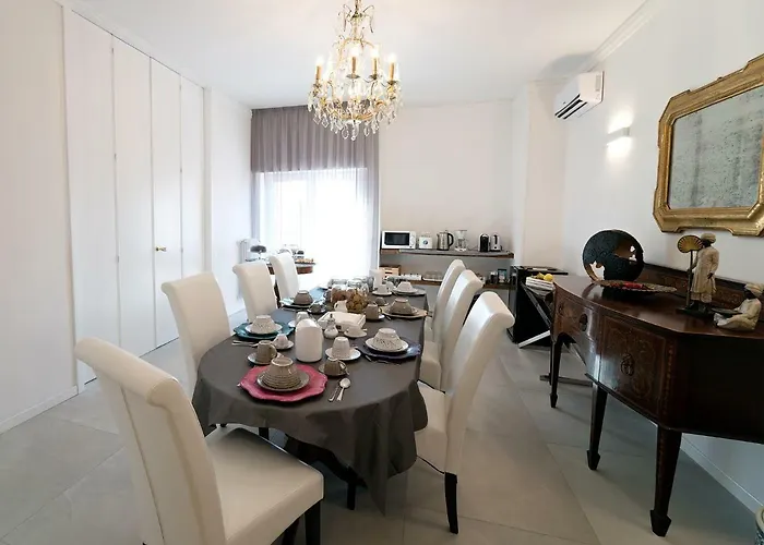 Le Caruse Guest house 3*